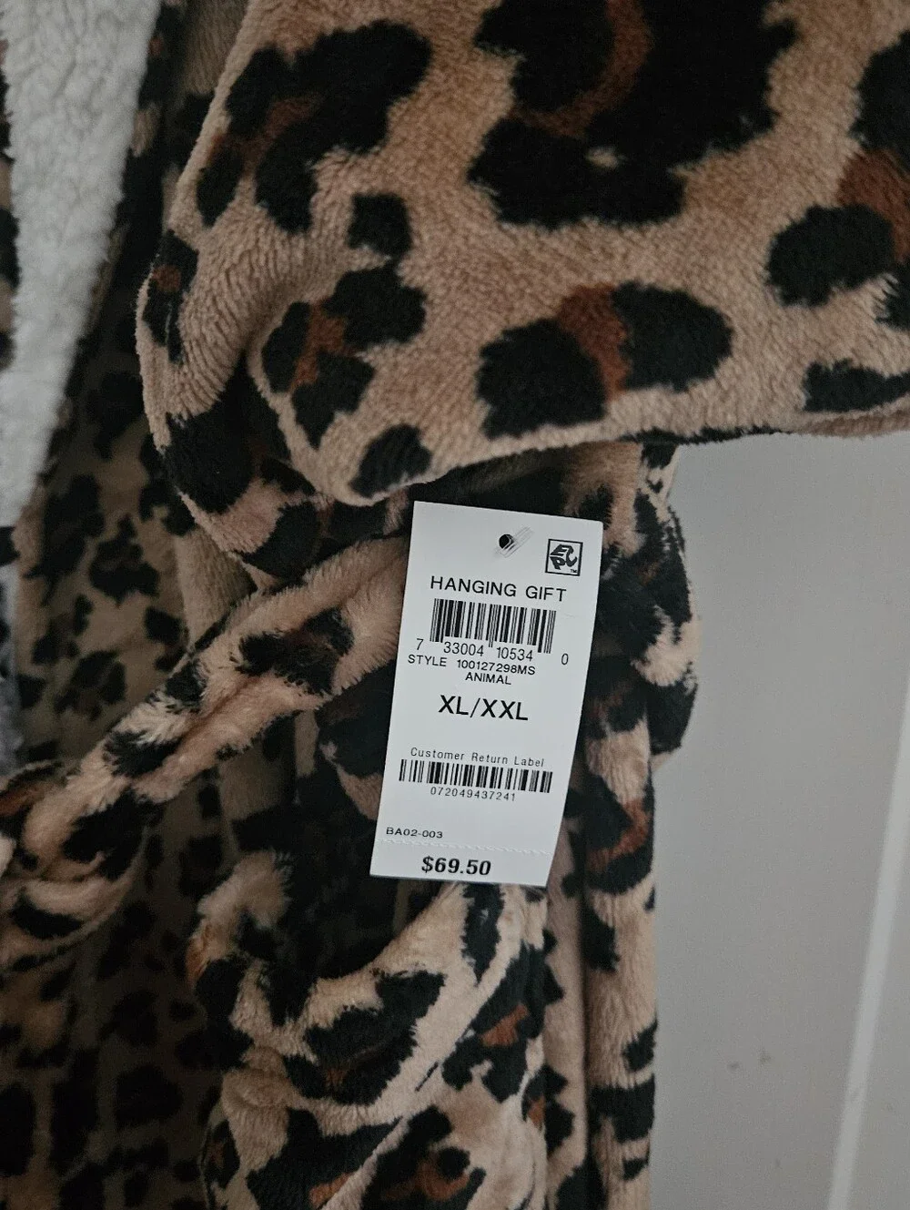 Plush Leopard Hooded Robe - Picture 3 of 3